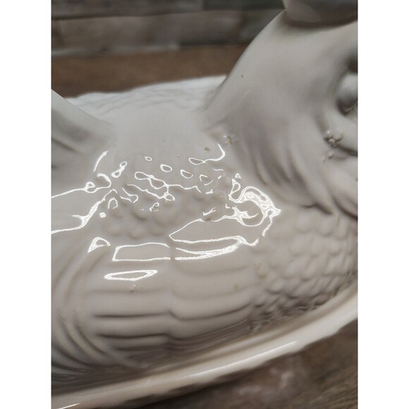 Vintage White Ceramic Hen on a Nest Soup Tureen, Farmhouse Kitchen, Cottagecore - Picture 7 of 16